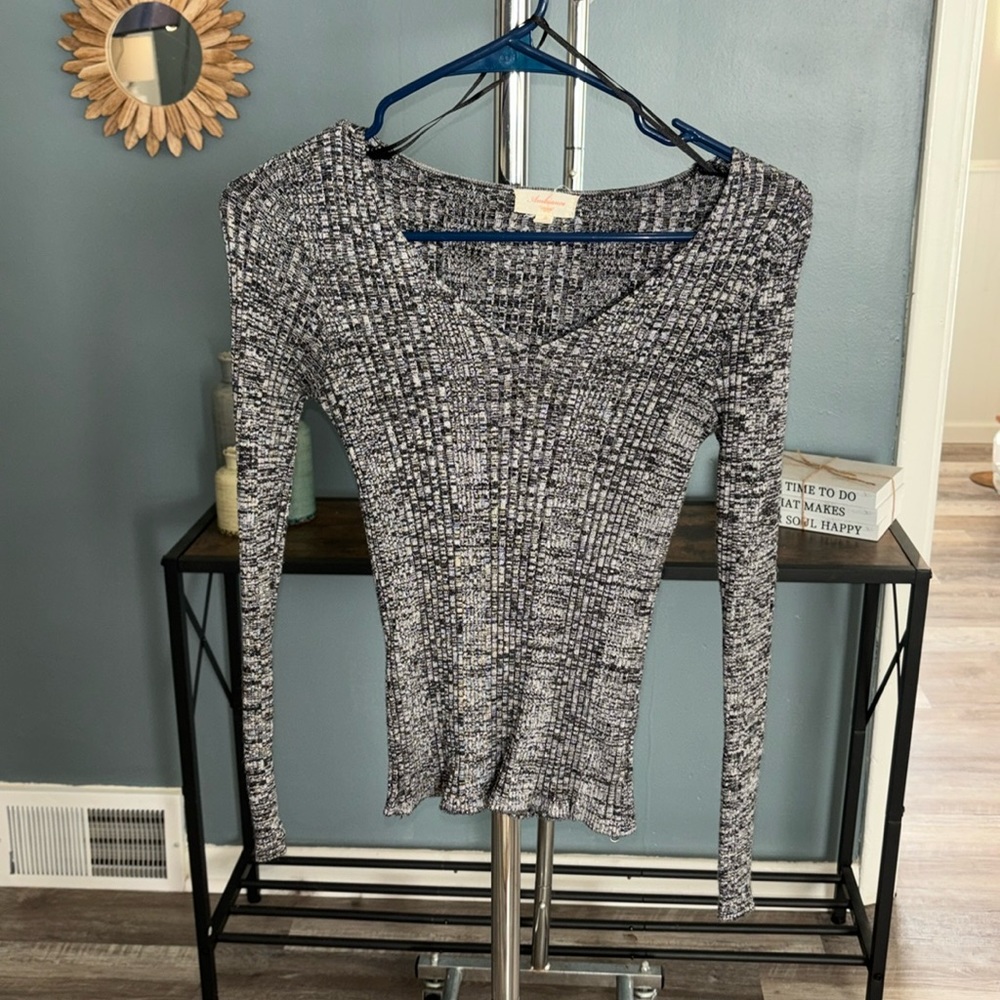 Women’s Long Sleeve Top